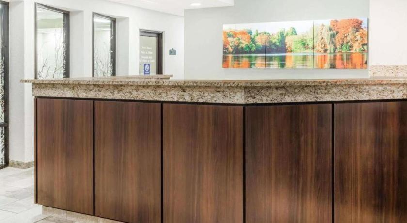 Days Inn Springfield South Dış mekan fotoğraf